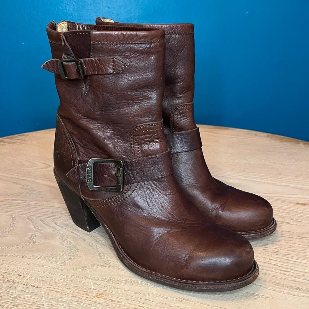 Frye Karla Engineer Buckle Brown Leather Boots Western Festival Women's Size 7.5
